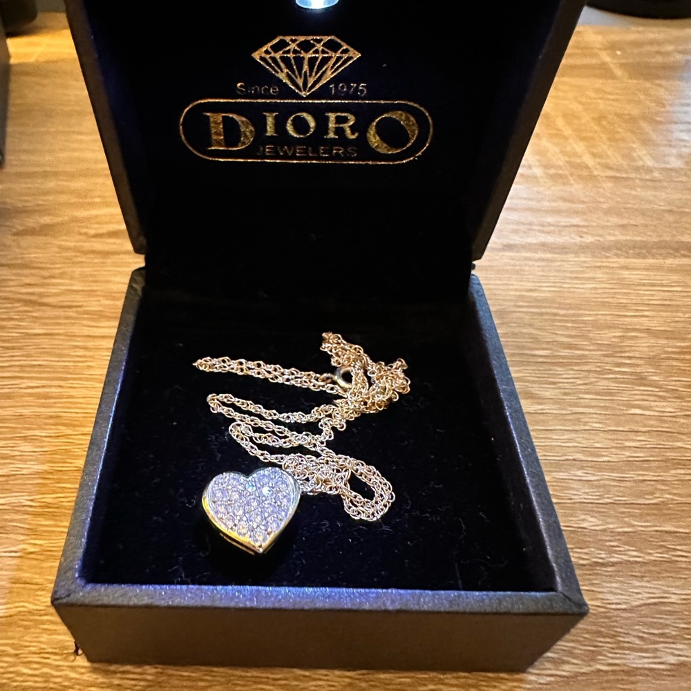 Dioro Diamond Heart Necklace